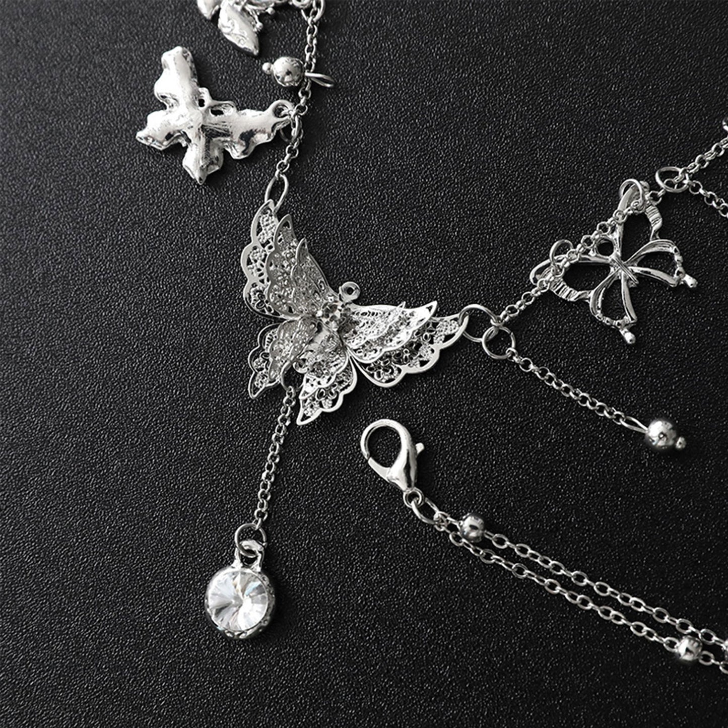 Fee Et Moi - Butterfly Charm Body Chain Choker with Nipple Clips