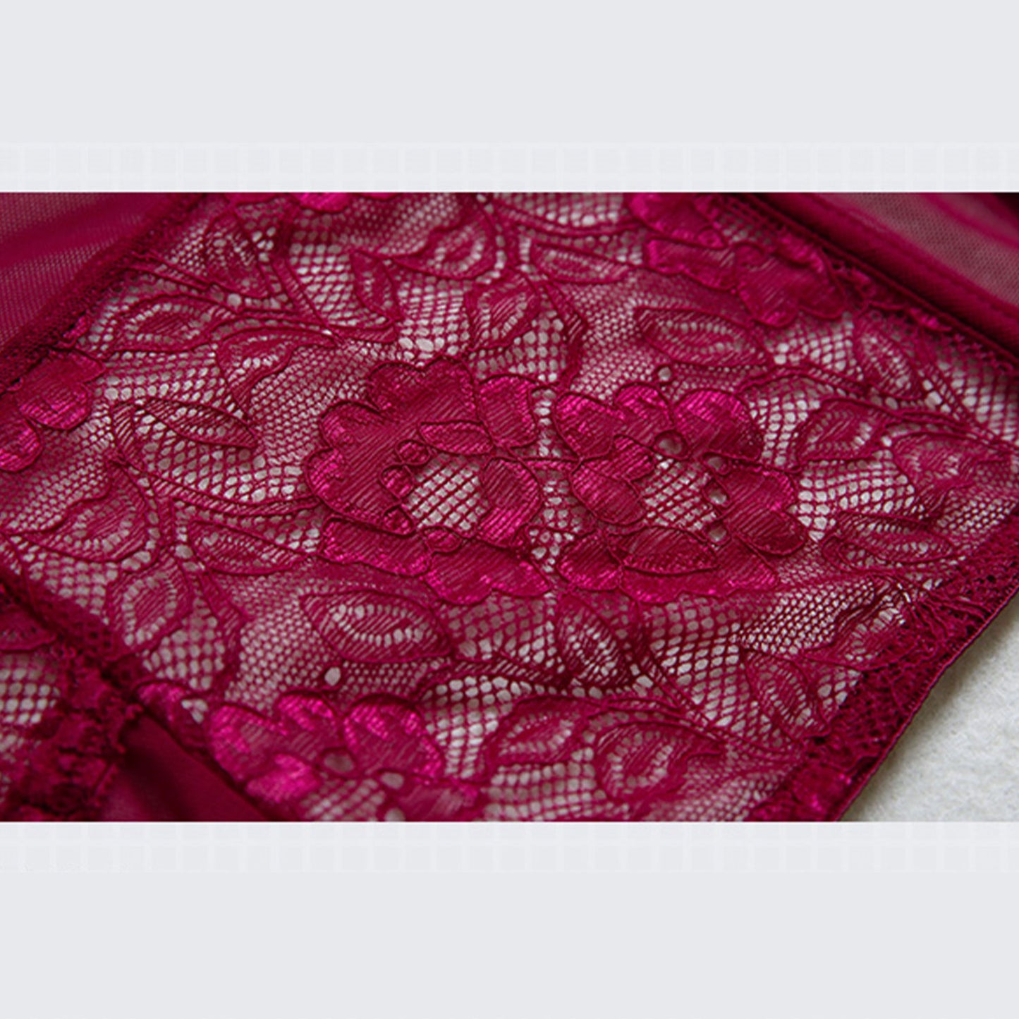 Fee Et Moi - Tease and Tempt Lace Corset Lingerie with Garter