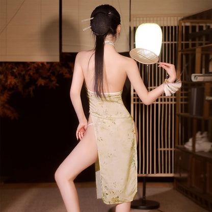 Fee Et Moi - Elegant Floral Halter Cheongsam Dress With High Slit