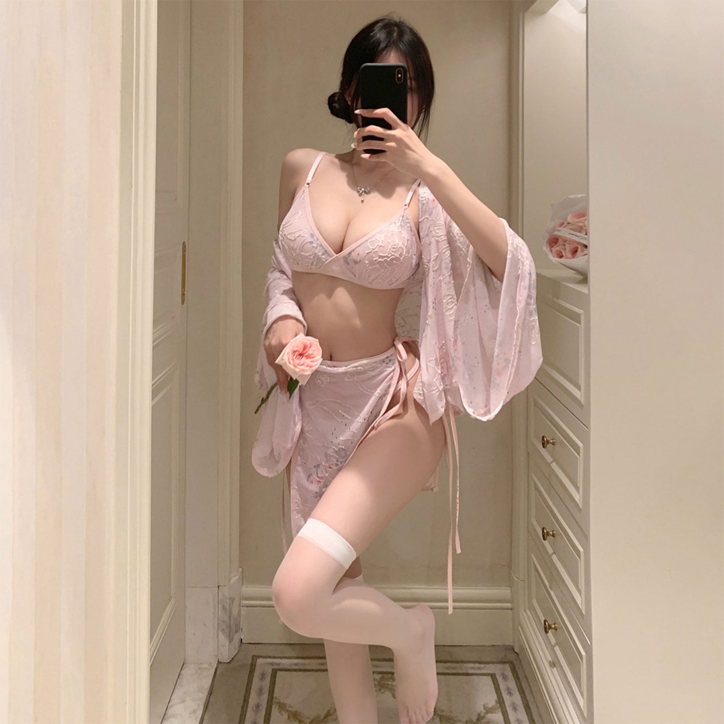 Fee Et Moi - Japanese Style Embroidered Kimono Pink One Size