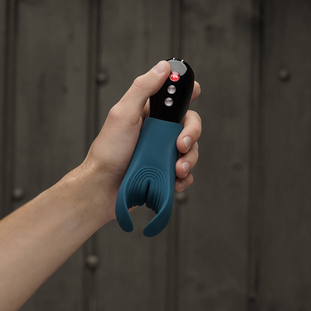 Fun Factory - Manta Rechargeable Vibrating Male Stroker Blue