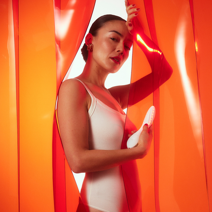Lelo - Mona Spectra App-Controlled LED G-Spot Massager