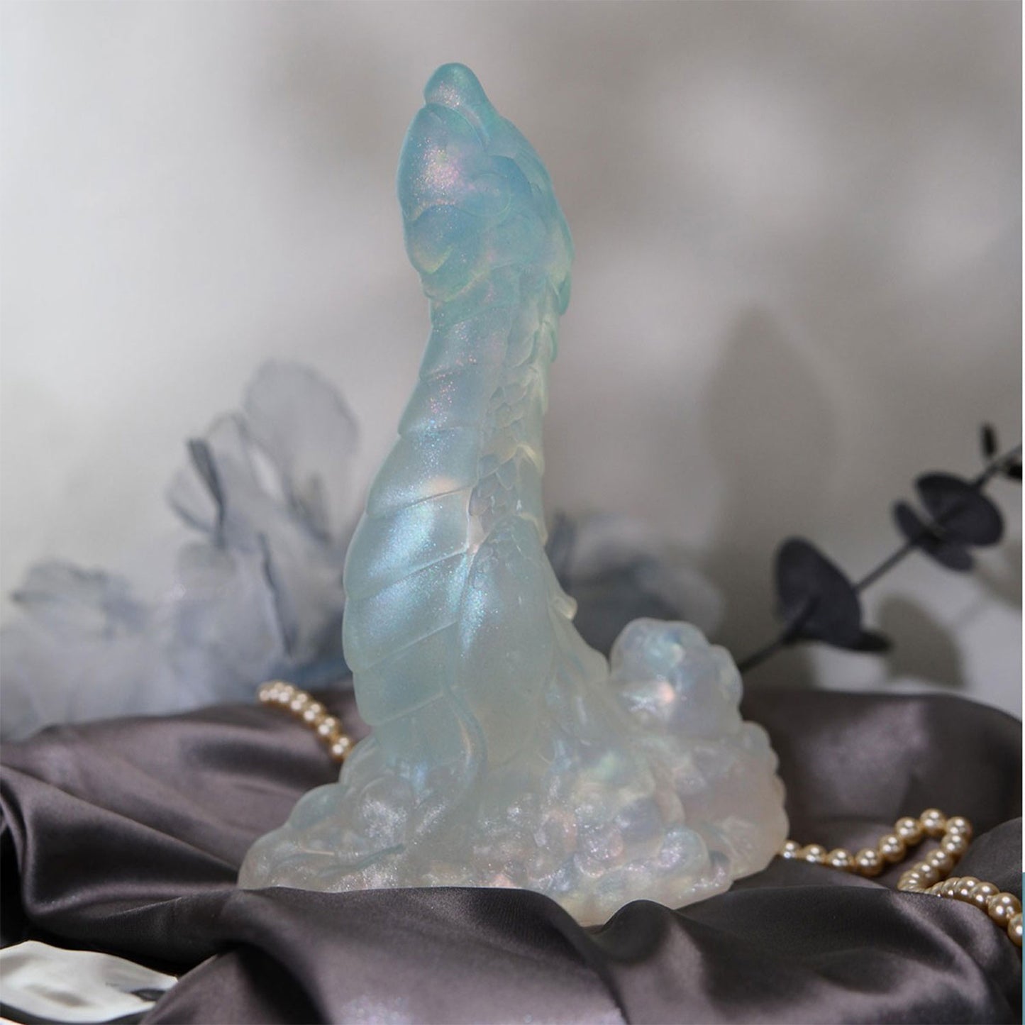 Ren Waiwu - Yue Yuan 5.5-inch Platinum Silicone Dildo